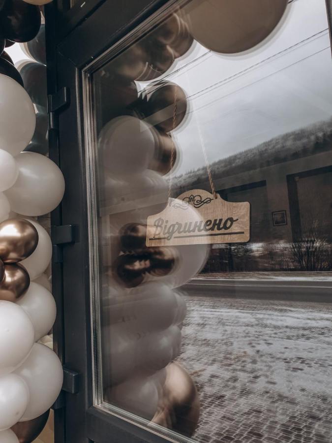 Карпатський Готель Олександрія Mykulychyn Exterior foto